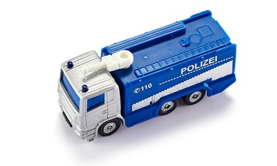 Polizei Wasserwerfer