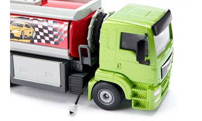 MAN LKW mit Tankwagenaufbau